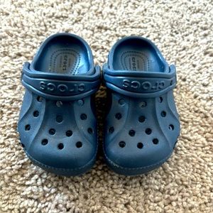 Toddler crocs